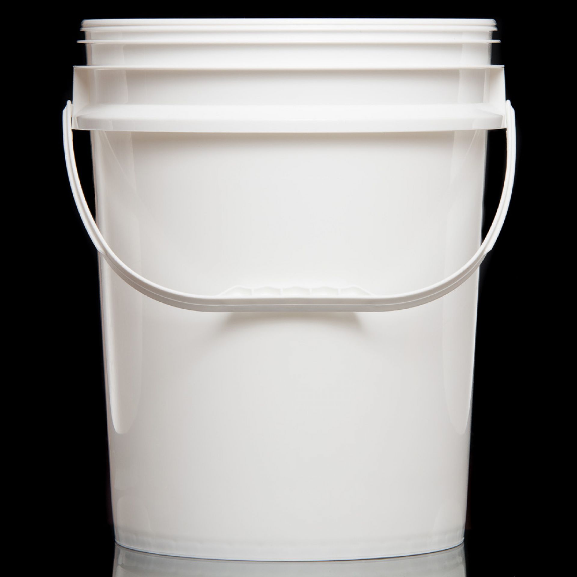 Ведро пластиковое с крышкой. White 5 Gallon Bucket. Ведро пласт 10л ПП. Ведро пластиковое 11л inoxa 97g. Ведро пластик 11 л.