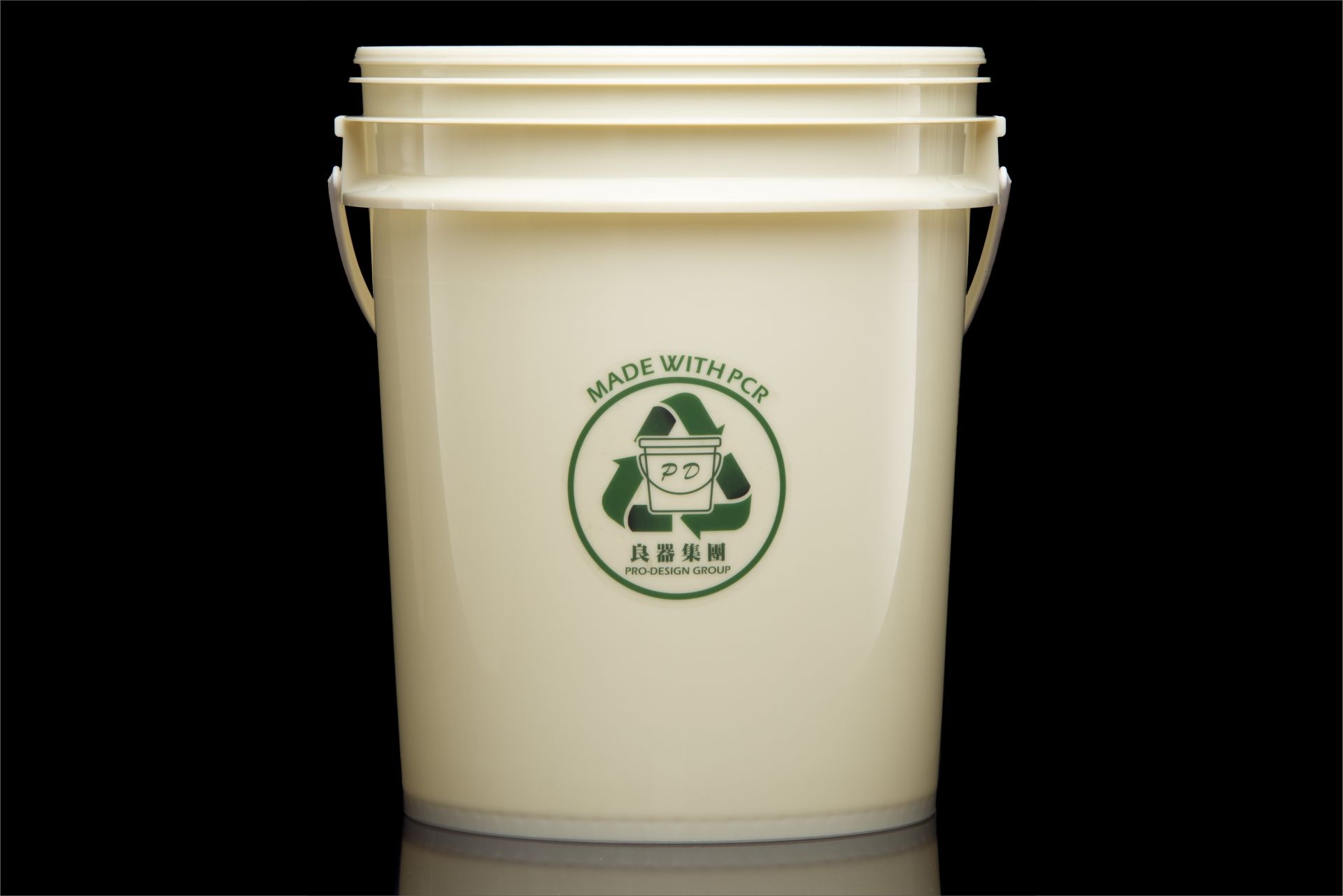 PRO-DESIGN GROUP launches 100% PCR plastic buckets certified by GRS global recycling standards